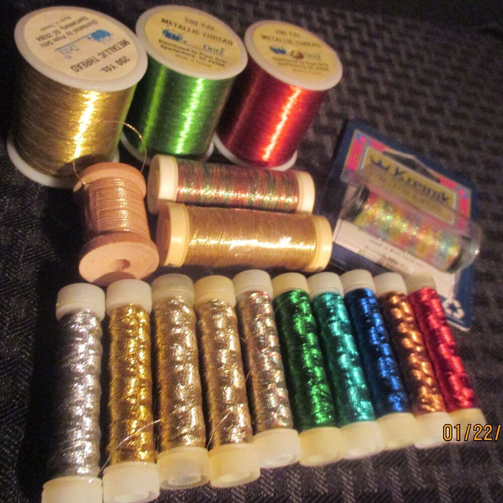 LOT OF 17 METALLIC THREAD-16 NEW